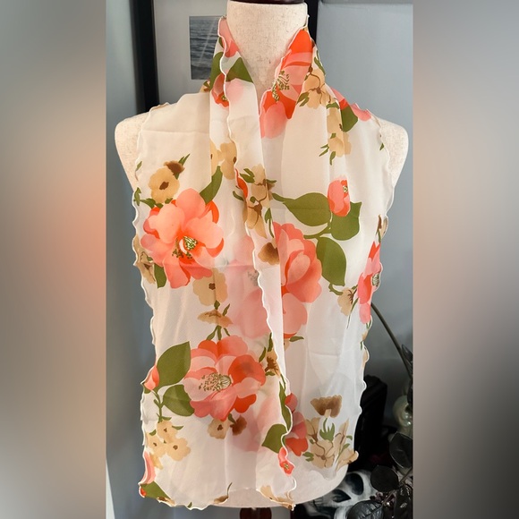 Vintage 1960’s Floral Scarf - Picture 2 of 13